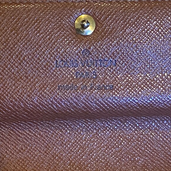 Louis Vuitton Authentic Sarah LV Monogram Long Wallet - Picture 5 of 16